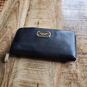 Michael Kors Pebbled Leather Zip around Black Wallet Gold tone hardware
